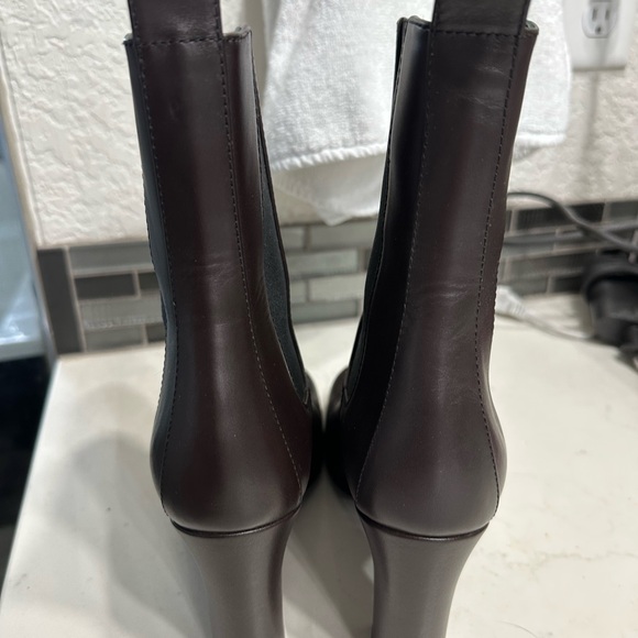 Bottega Veneta Leather Ankle Boots - Picture 2 of 6